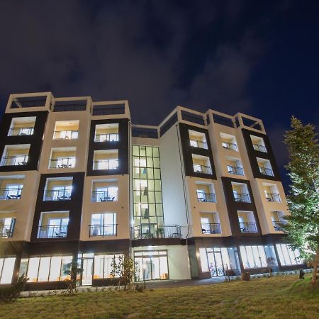 Fellisia Hotel Сеогвипо Екстериор снимка